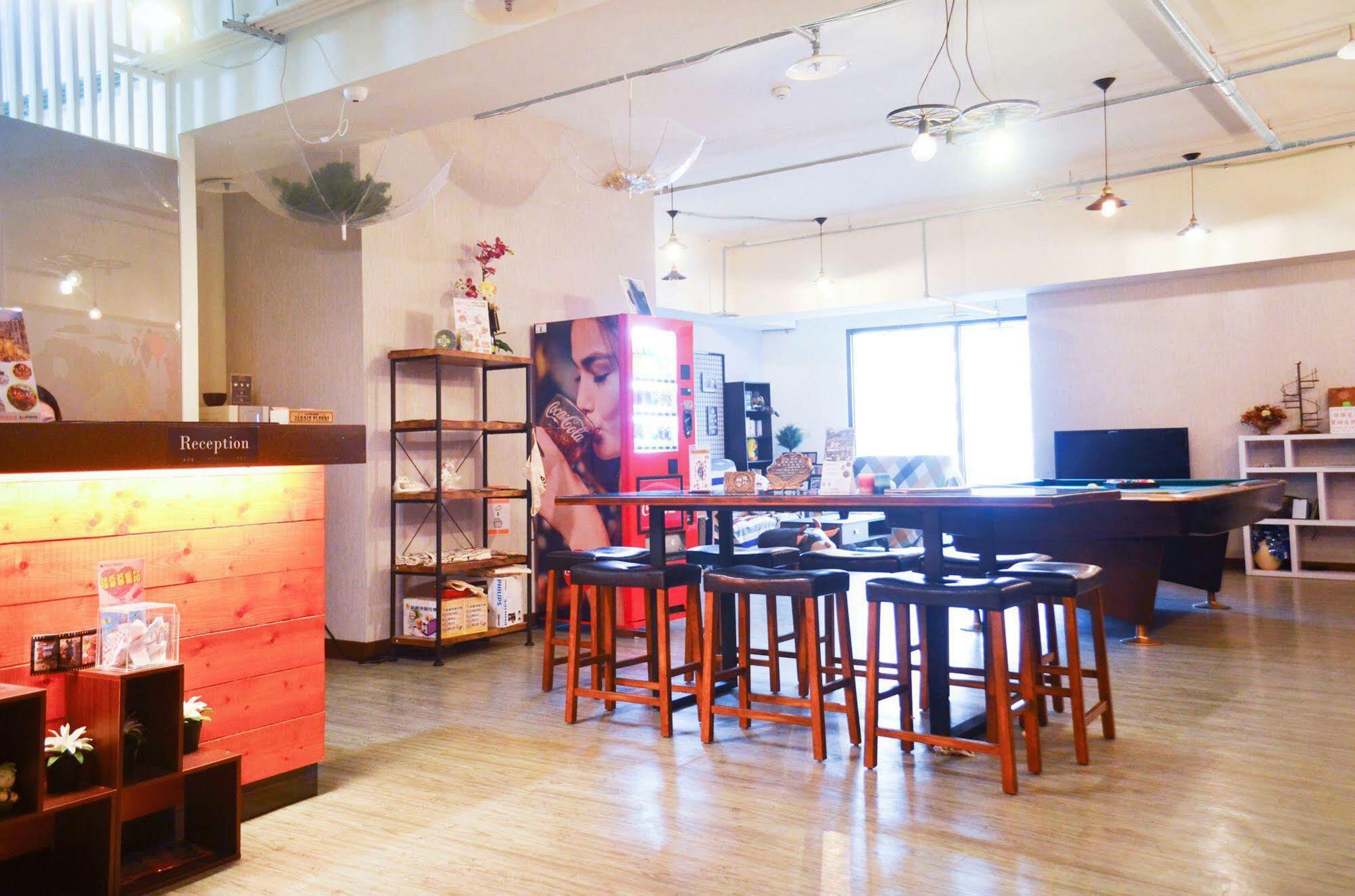 晶城青年旅館 4F Taipei Dış mekan fotoğraf
